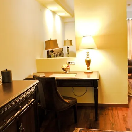 Отель Duvet Center 4*