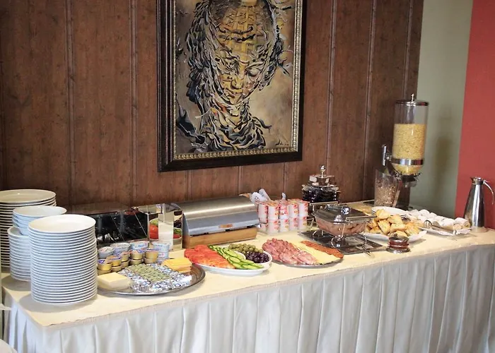 Отель Duvet Center 4*