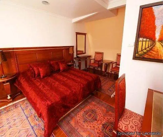 Duvet Center 4* Скопье