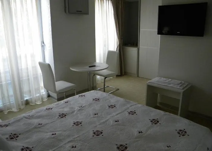 Duvet Center Отель 4*